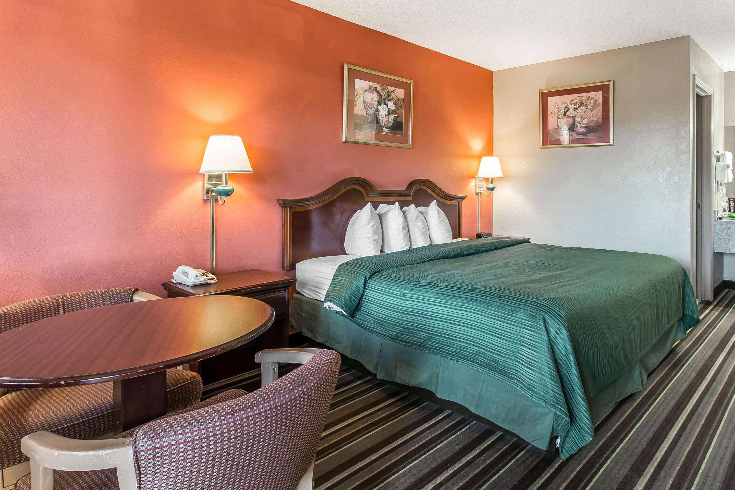 Quality Inn And Suites Macon Zewnętrze zdjęcie
